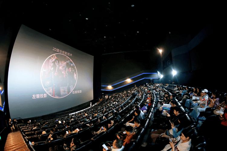烟鬼影院：2025最新热门电影在线免费观看，高清无广告追剧神器推荐