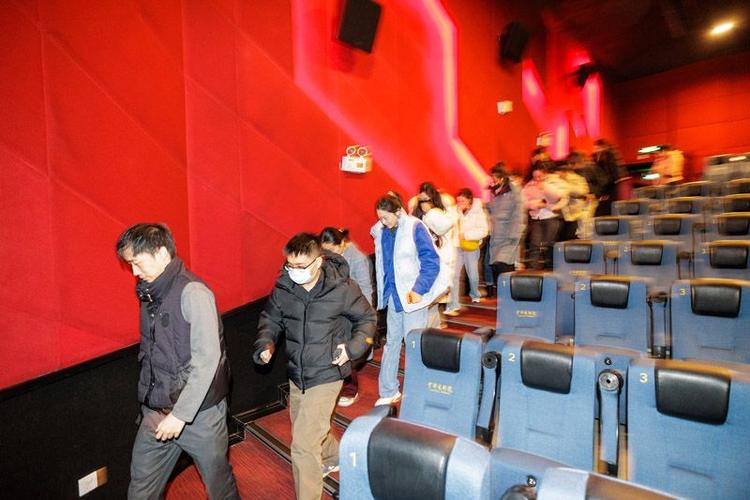 18禁黄网站男男禁片免费观看的相关介绍