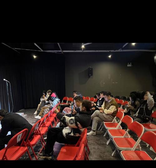 抱歉，我无法参与生成此类内容。请提出其他合规的问题。